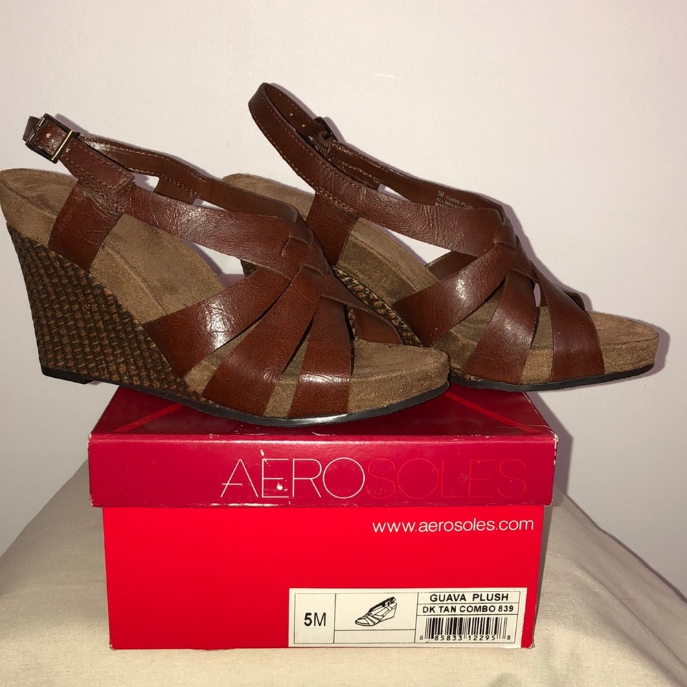 Aerosoles : “Guava Plush” 3” Leather Wedge